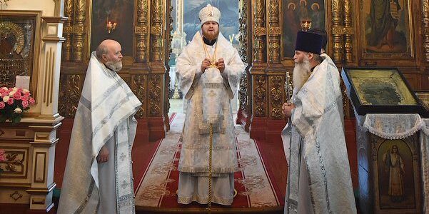12 февраля в Свято-Троицком храме г. Ирбит состоится Архиерейское богослужение, которое возглавит епископ Алапаевский и Ирбитский Леонид