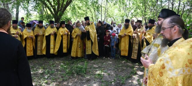 В Алапаевске состоялся молебен на месте будущего строительства храма во имя святого благоверного князя Александра Невского