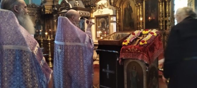 Вечерня накануне Крестопоклонной недели в Свято-Троицком Архиерейском подворье г.Ирбит
