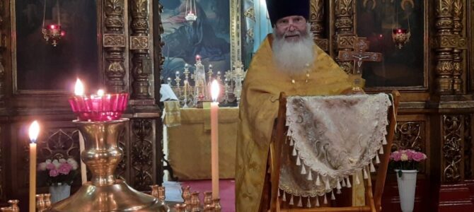 Божественная литургия и молебен в Неделю 7-ю по Пятидесятнице