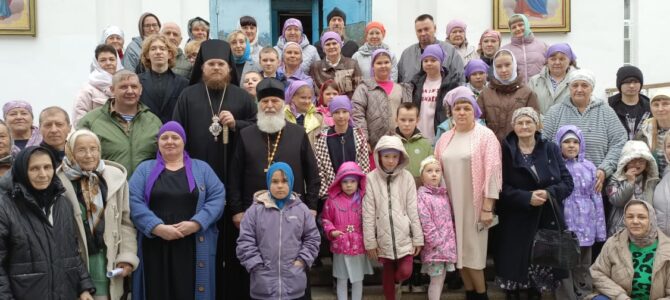 Епископ Алапаевский и Ирбитский Сергий совершил Божественную литургию в Свято-Троицком Архиерейском подворье г. Ирбита.